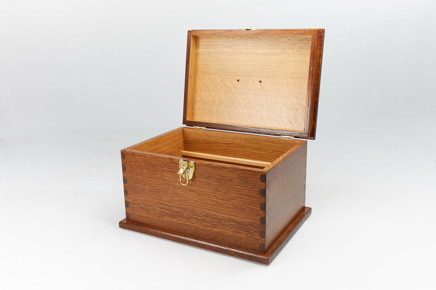 George's Deluxe Quarter Sawn White Oak Hinge