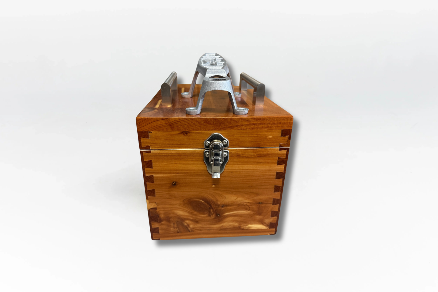 George's Large Aromatic Cedar Hinge Shine Box