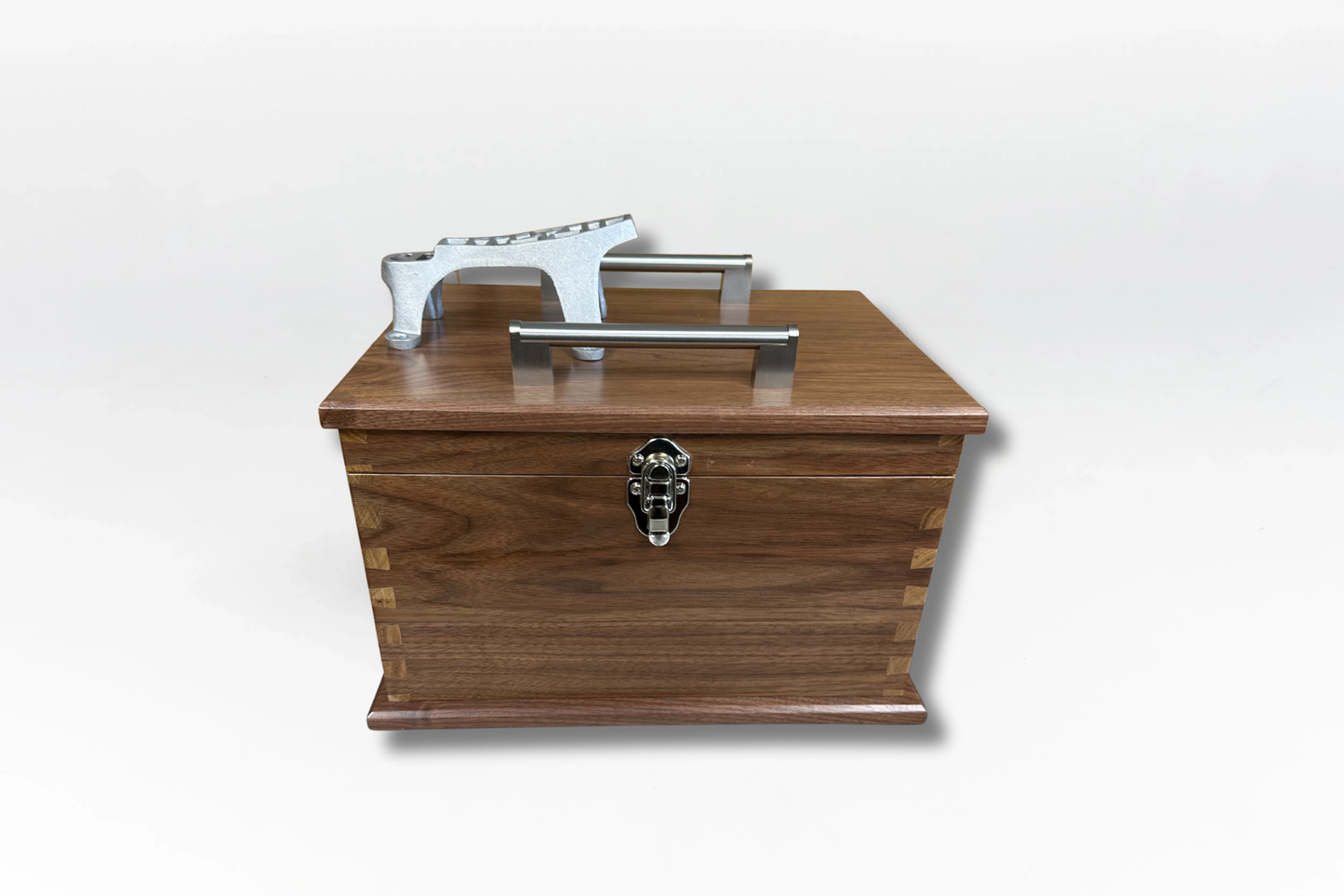 George's Deluxe Walnut/Hickory Hinge