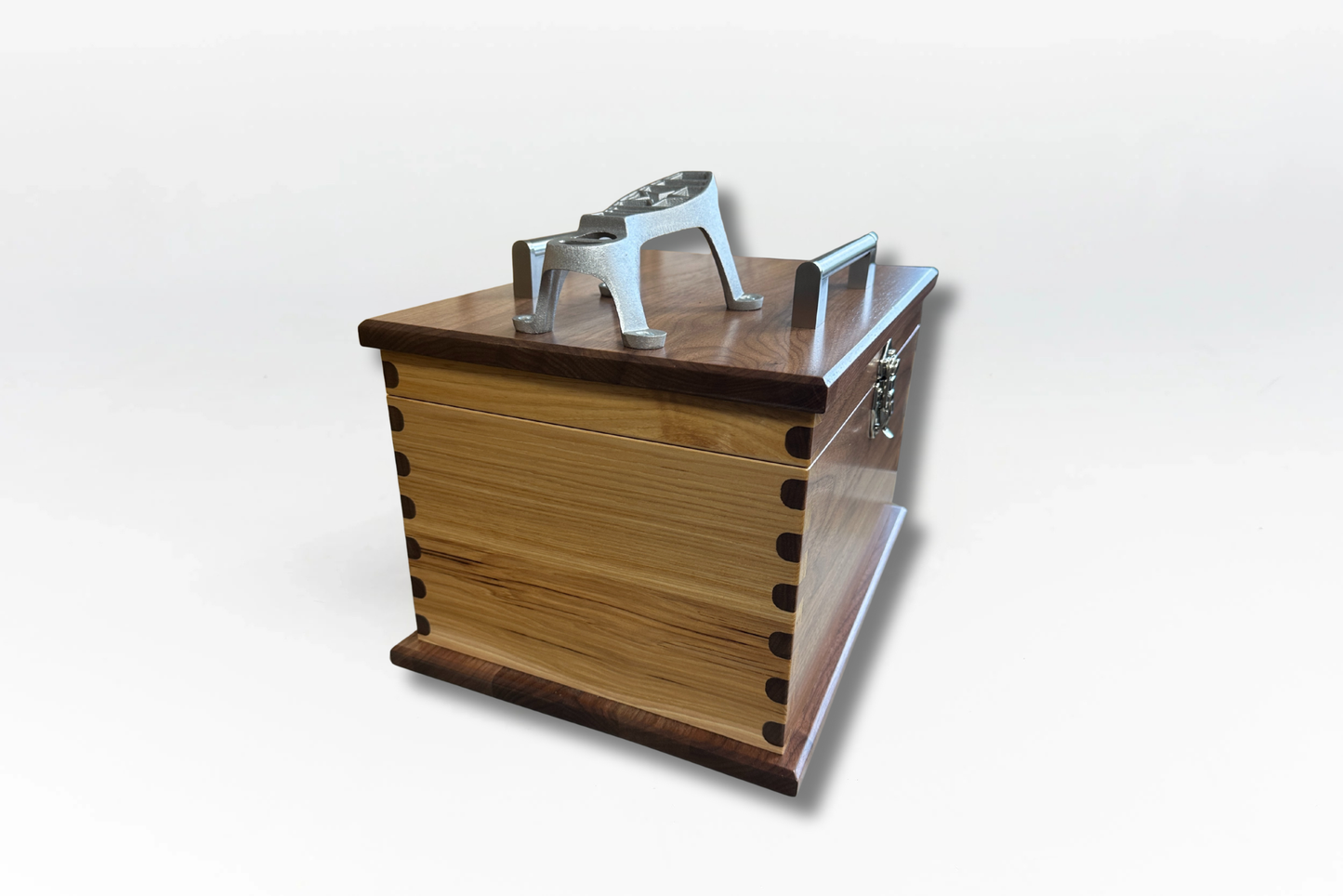 George's Deluxe Walnut/Hickory Hinge
